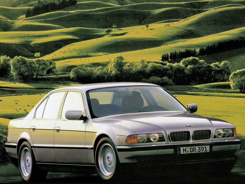 От 1 июля 1994 г. BMW 7 e38 1994. BMW 7 e38 1996. БМВ 7 е38. BMW 725tds e38.