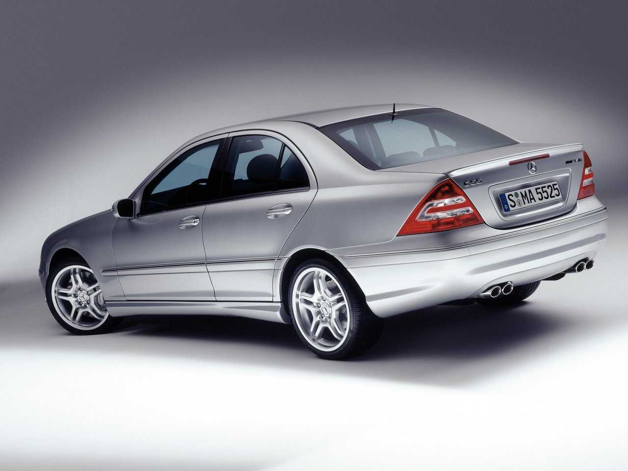 Mercedes-benz c-class 2004 хэтчбек 3 дв.: характеристика, отзывы, тесты - мерседес-бенц c-class