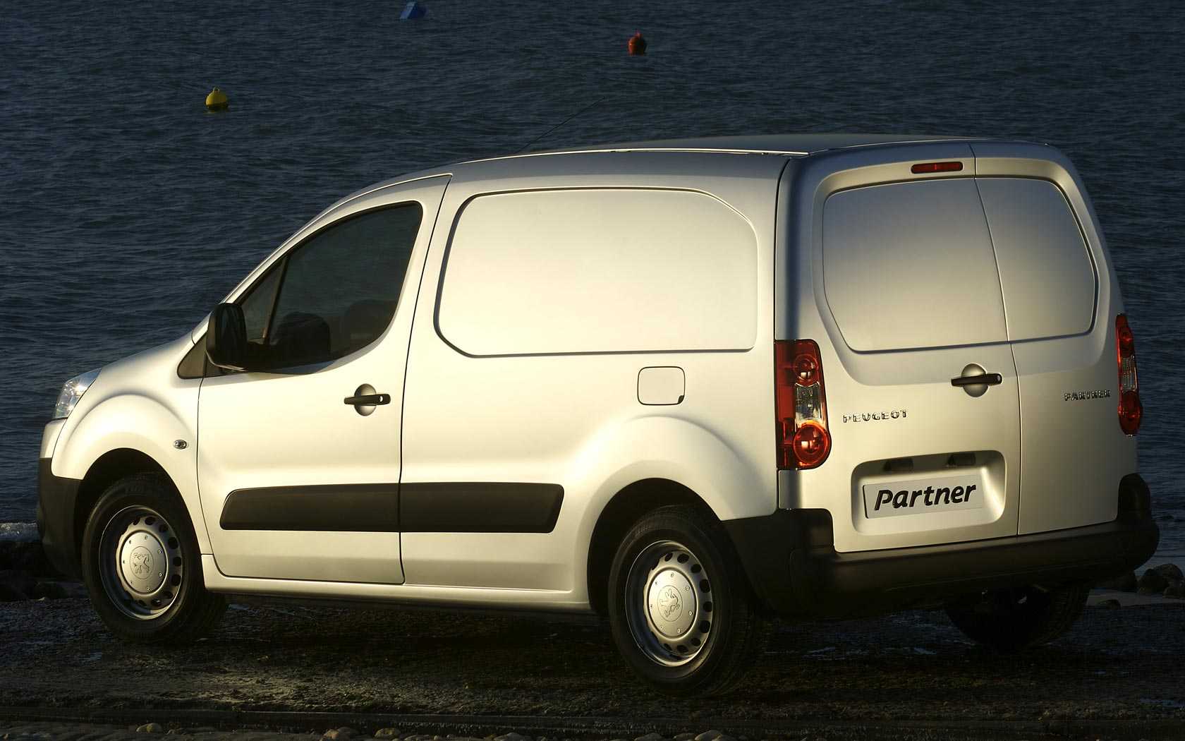 Peugeot partner tepee 2020 года: отзывы владельцев, фото, технические характеристики
