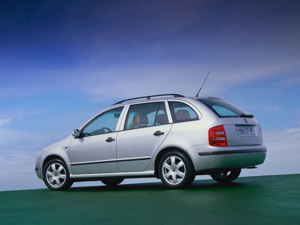 Шкода фабия 2006-2014 - не дорогой и достаточно надежный автомобиль