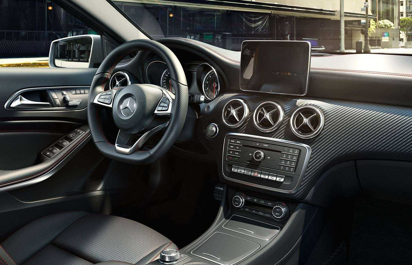 Mercedes-benz a-klasse (мерседес-бенз a-klasse) 2022 - обзор модели c фото и видео