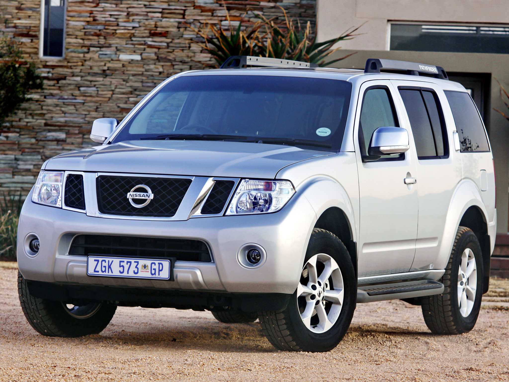Nissan pathfinder с 2010 - 2012 — технические характеристики автомобилей