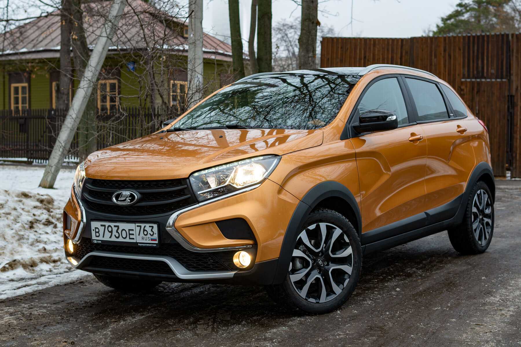 Lada XRAY Cross