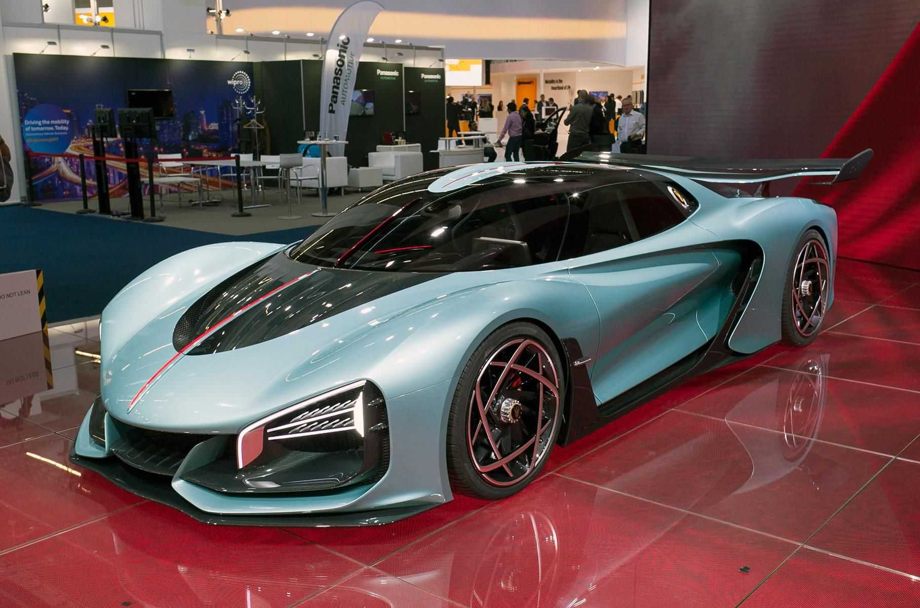 Топ-10 высокотехнологичных автомобилей 2022 года